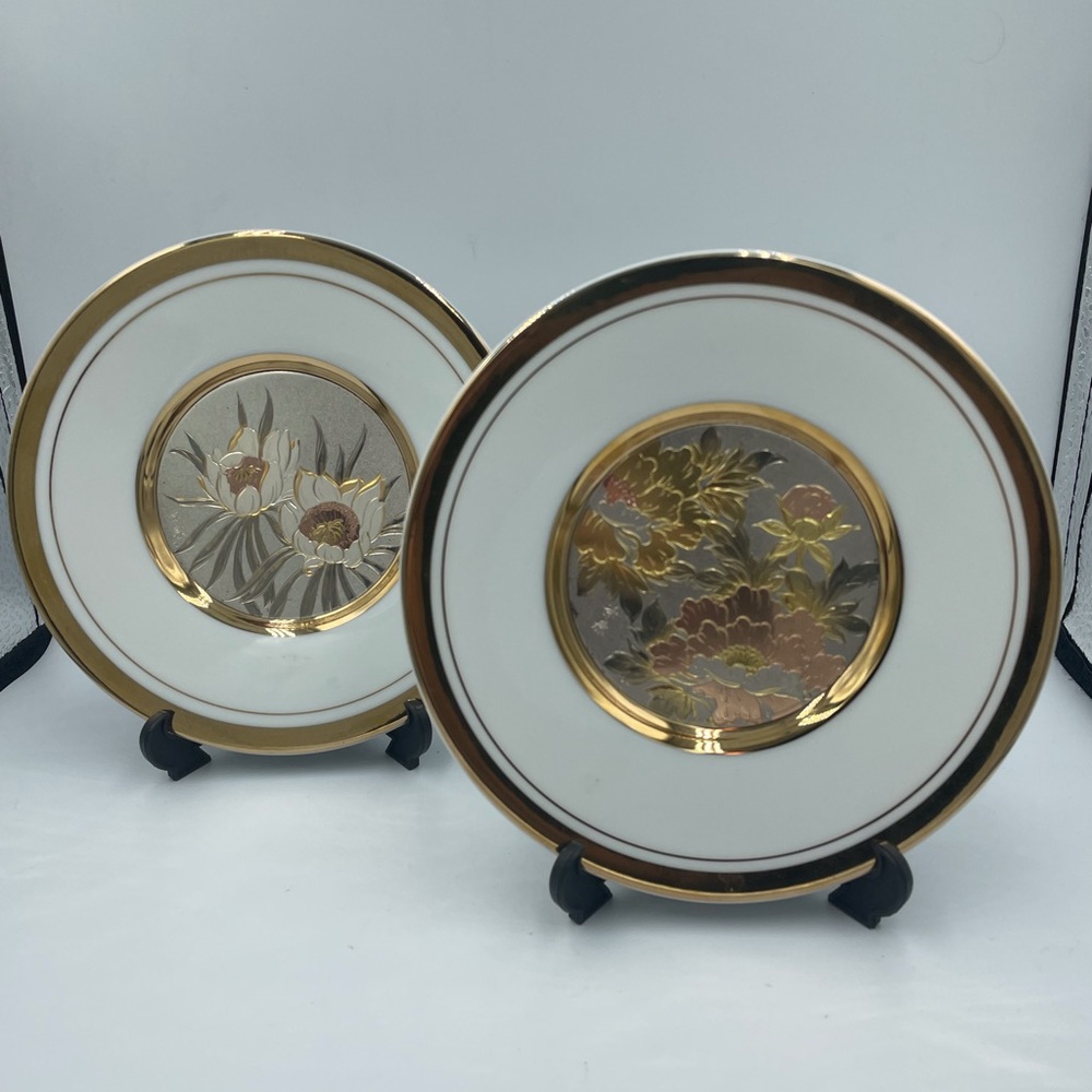 2 Vintage Japanese The Art of Chokin 24k Gold Edged , Flower Plates